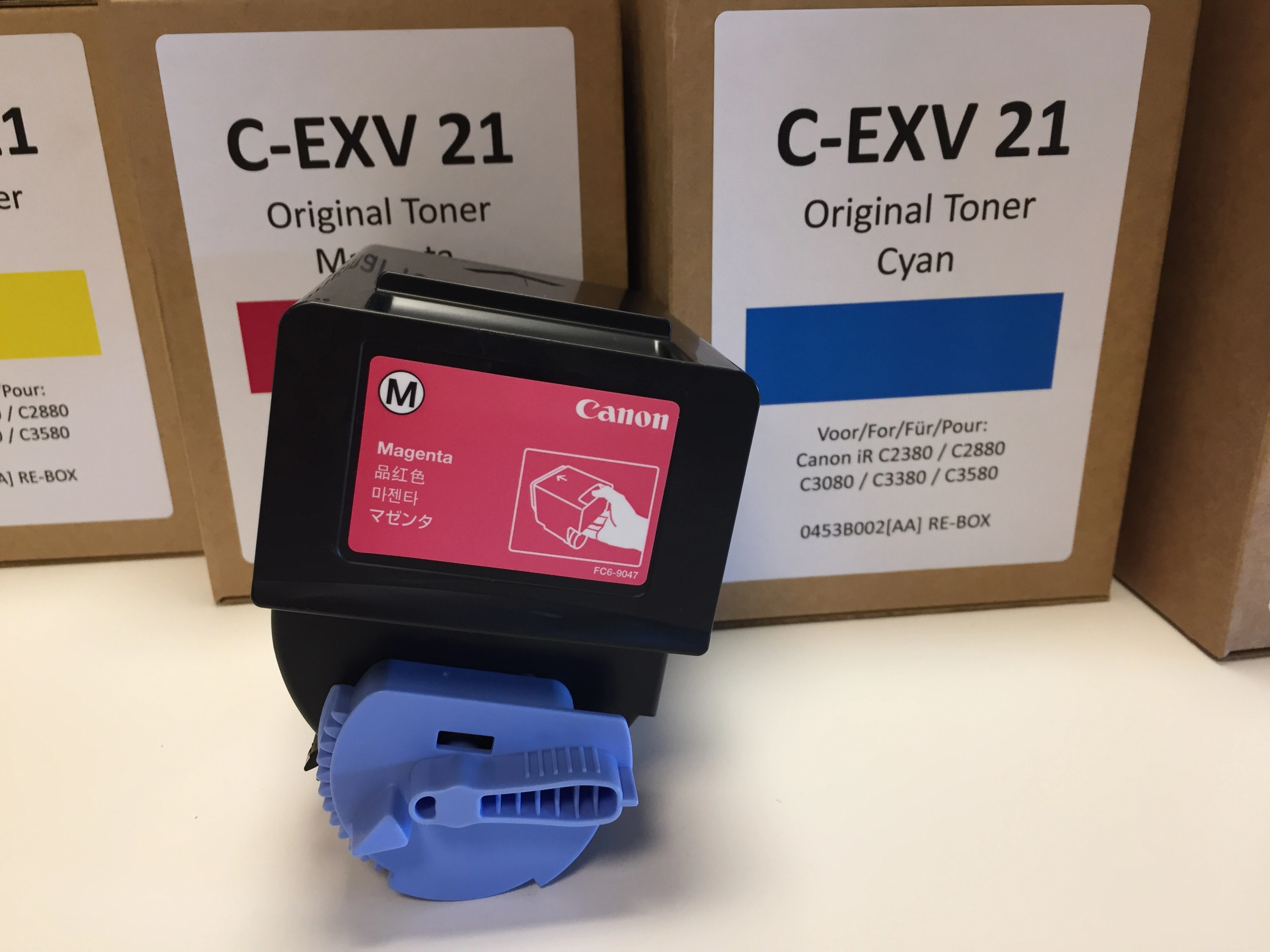 Een Toner set Canon C-EXV21 4 stuks koop je bij VDP Office